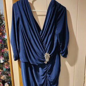 **Alex Evenings Navy Blue Draped Dress with Crystal Brooch – Size 20W**